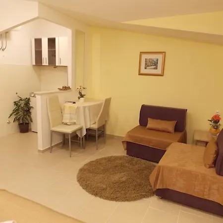 ルームス バレンチノ スプリト