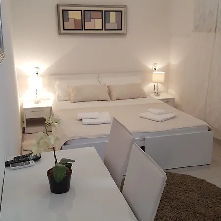 Valentino 3*