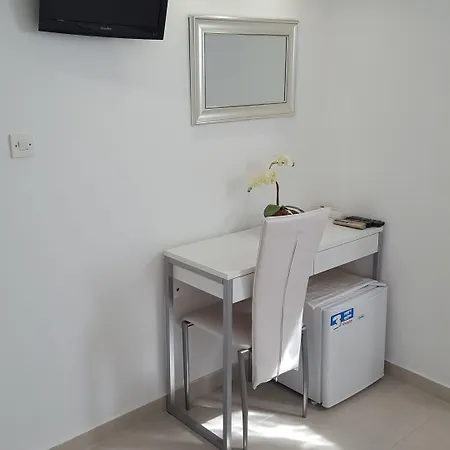 ルームス バレンチノ