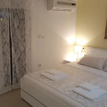 ルームス バレンチノ 3*