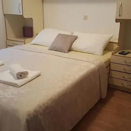 ルームス バレンチノ 3*