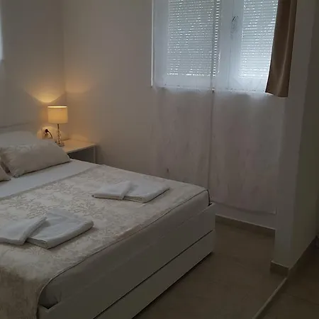 Valentino Guest house
