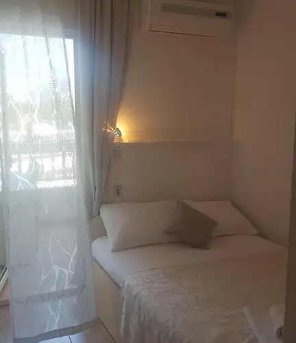 Pensión Valentino 3*